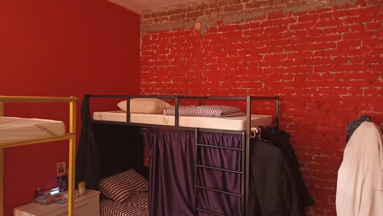 Newborn Center Hostel All Day Free Coffee Prisztina Zewnętrze zdjęcie