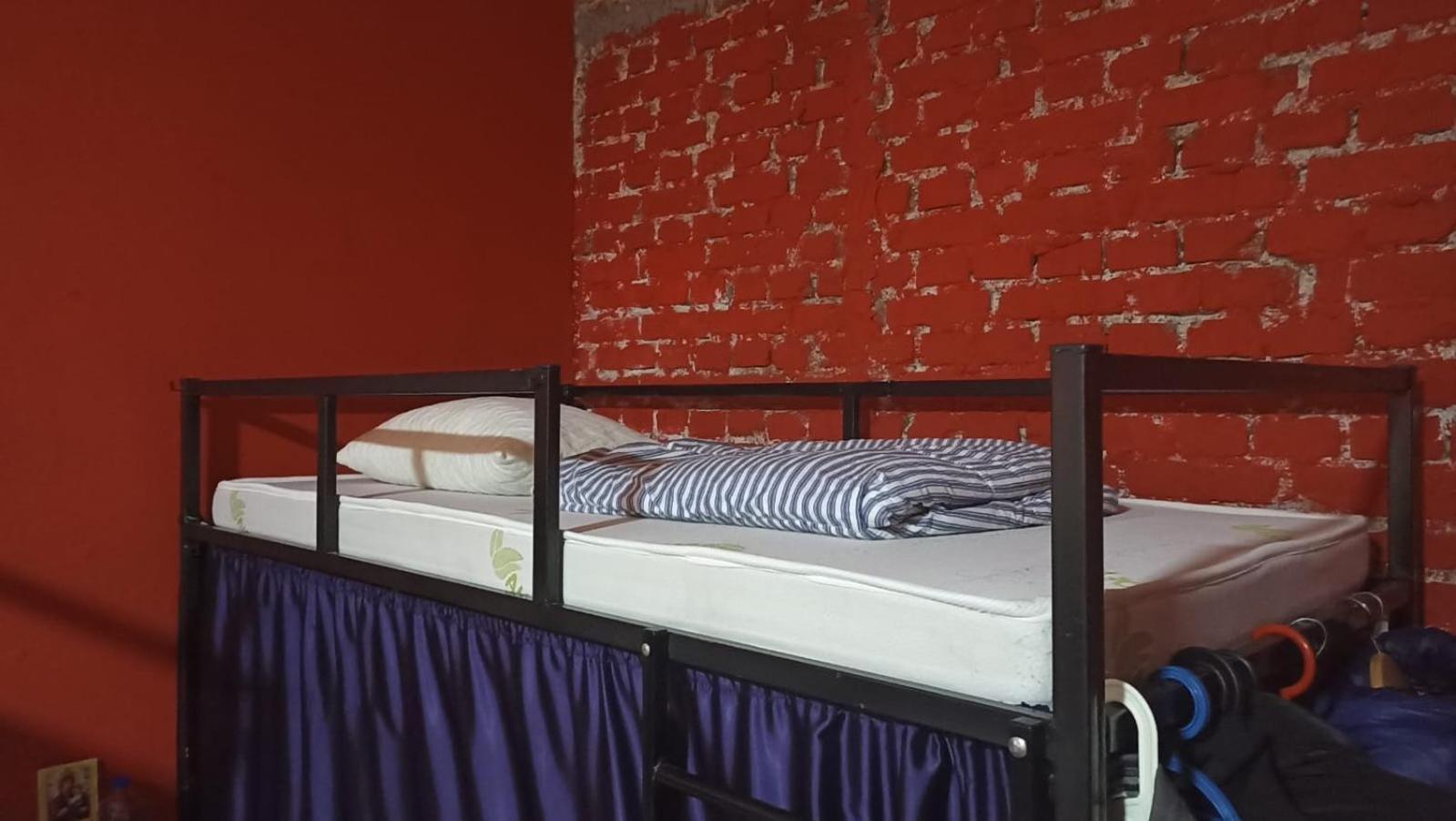 Newborn Center Hostel All Day Free Coffee Prisztina Zewnętrze zdjęcie