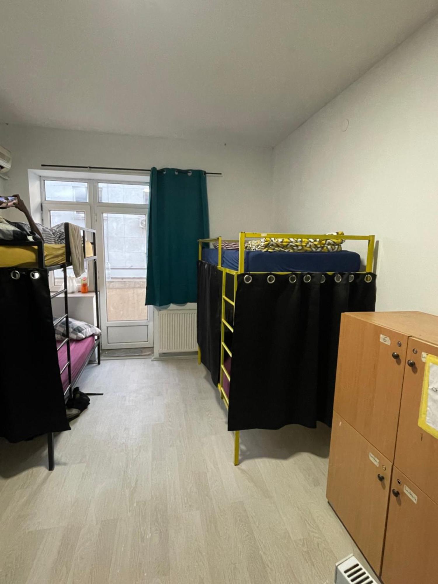 Newborn Center Hostel All Day Free Coffee Prisztina Zewnętrze zdjęcie
