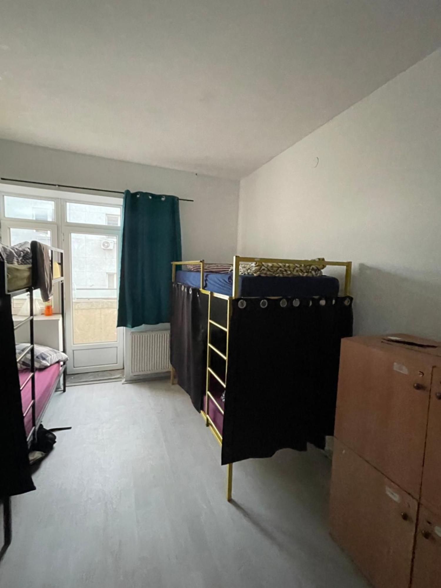 Newborn Center Hostel All Day Free Coffee Prisztina Zewnętrze zdjęcie